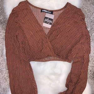 Long sleeve crop top